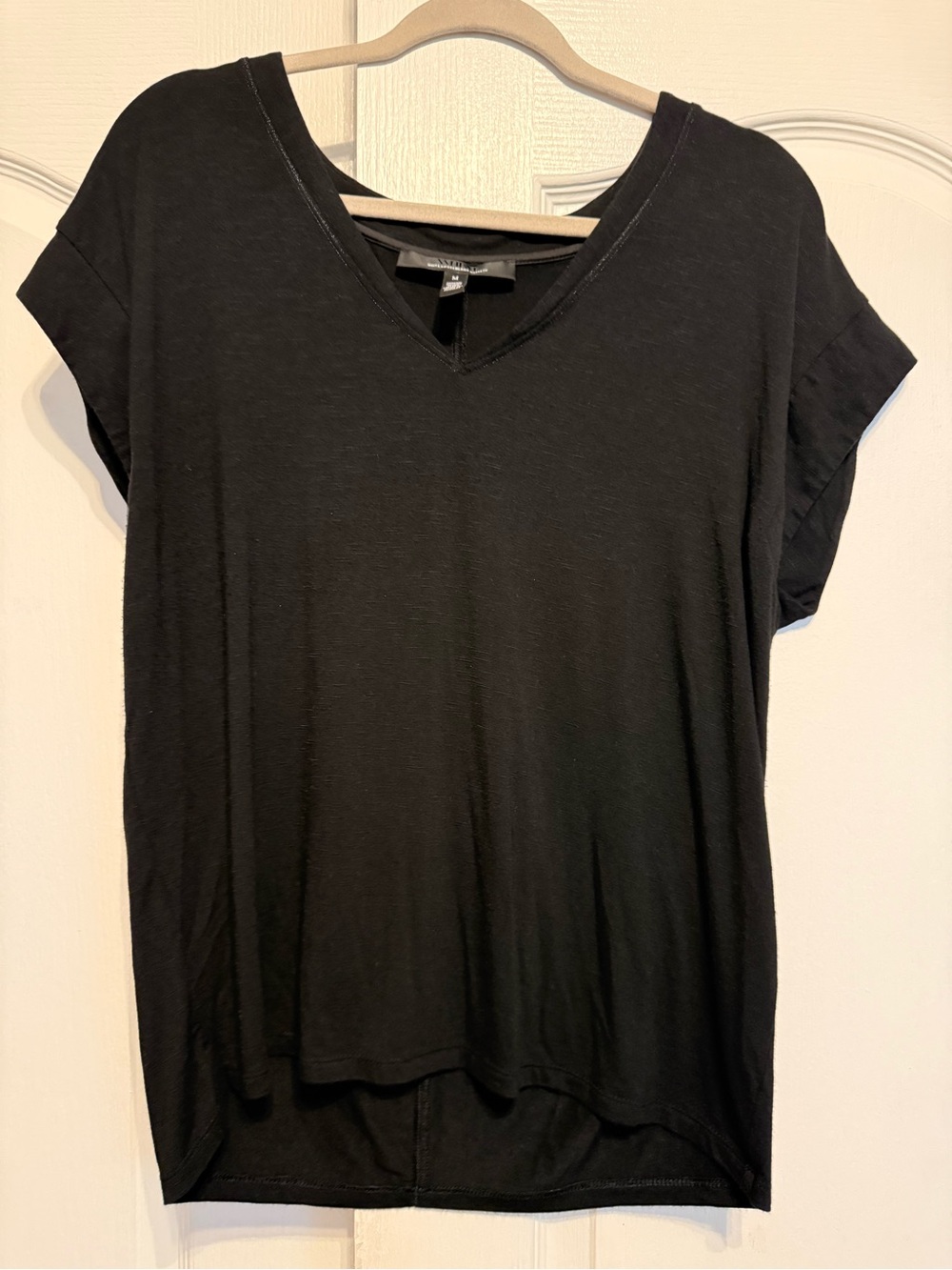 White House Black Market Women's Black V-Neck Tee